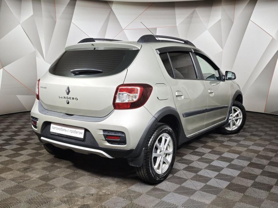 Renault Sandero II Москва  - изображение 2