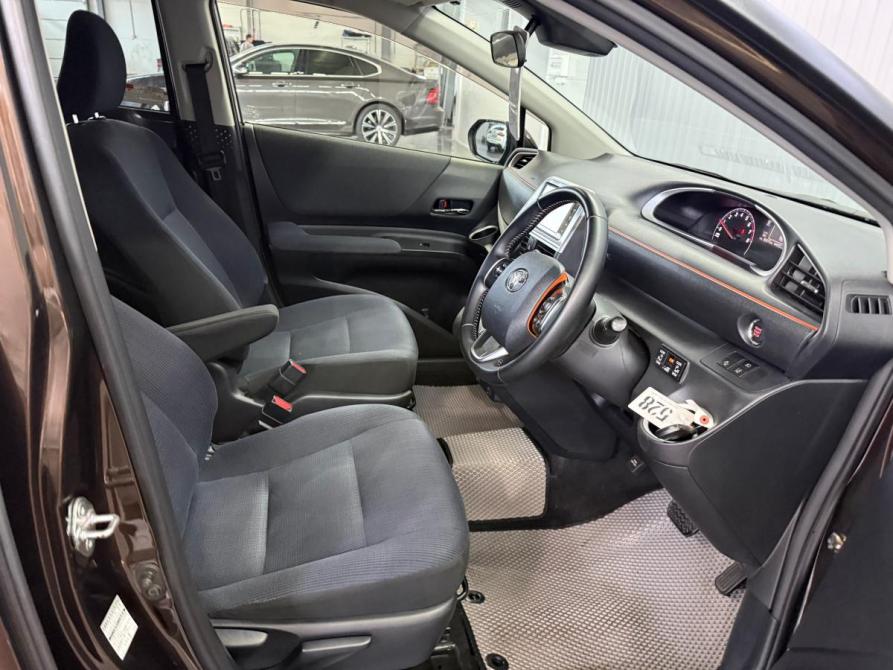 Toyota Sienta II Краснодар  - изображение 12