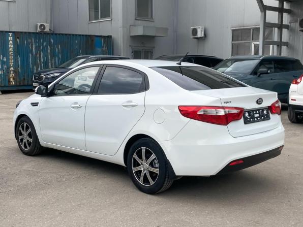 Kia Rio III с пробегом 2015 года, цена 949 000 рублей, 221237 км, седан, Автокод Объявления