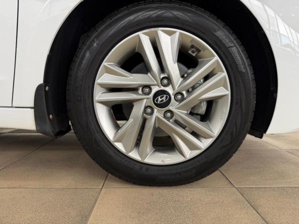 Hyundai Elantra VI (AD) Рестайлинг с пробегом 2019 года, цена 1 800 000 рублей, 67419 км, седан, Автокод Объявления