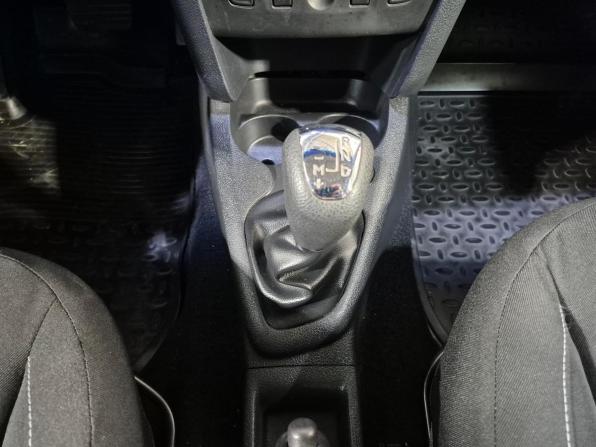 Renault Sandero II с пробегом 2015 года, цена 790 000 рублей, 175000 км, хэтчбек, Автокод Объявления