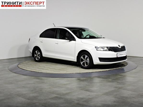 Skoda Rapid I с пробегом 2017 года, цена 1 097 000 рублей, 172212 км, лифтбек, Автокод Объявления