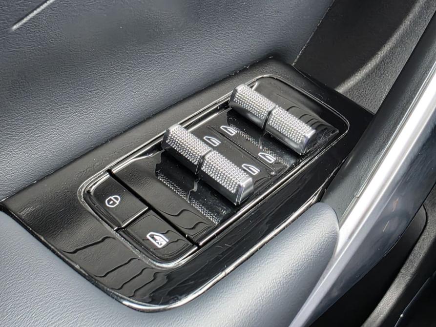 Geely Atlas II Москва  - изображение 14