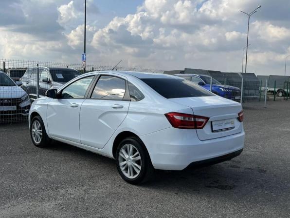 Lada (ВАЗ) Vesta I с пробегом 2018 года, цена 530 000 рублей, 283306 км, седан, Автокод Объявления