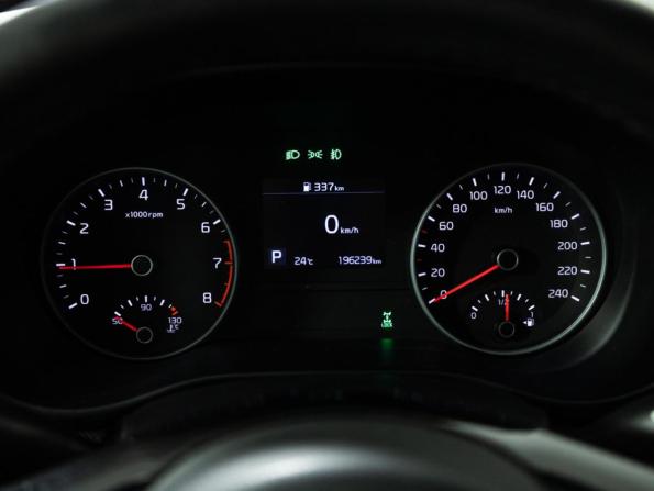 Kia Sportage IV Рестайлинг с пробегом 2021 года, цена 1 989 585 рублей, 196000 км, внедорожник, Автокод Объявления