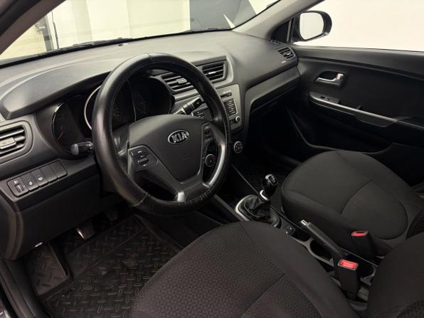 Kia Rio III Рестайлинг с пробегом 2016 года, цена 759 000 рублей, 252598 км, седан, Автокод Объявления