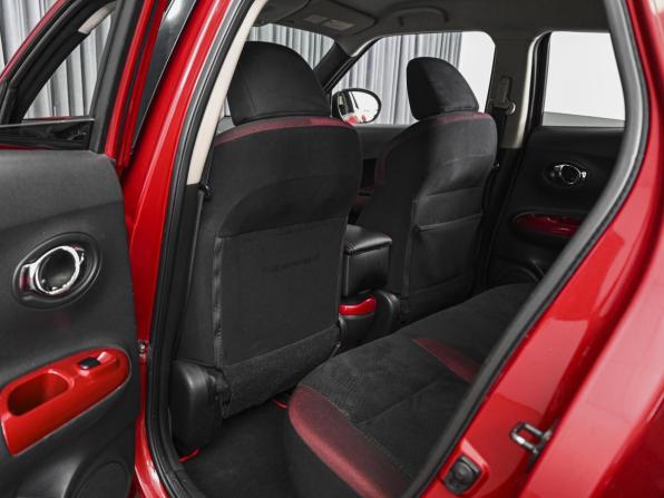 Nissan Juke I с пробегом 2013 года, цена 1 328 000 рублей, 100254 км, внедорожник, Автокод Объявления