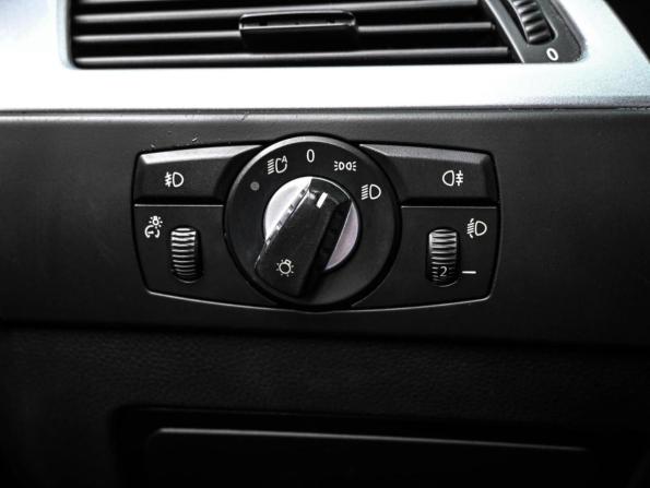 BMW 5 серии V (E60/E61) Рестайлинг с пробегом 2009 года, цена 1 324 000 рублей, 285855 км, седан, Автокод Объявления