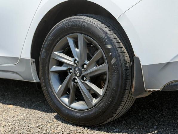Kia Optima IV Рестайлинг с пробегом 2019 года, цена 955 000 рублей, 225000 км, седан, Автокод Объявления