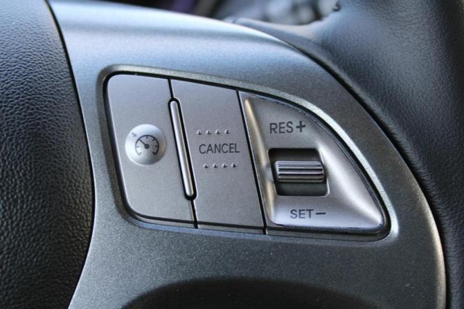 Hyundai ix35 I с пробегом 2011 года, цена 1 230 000 рублей, 165000 км, внедорожник, Автокод Объявления