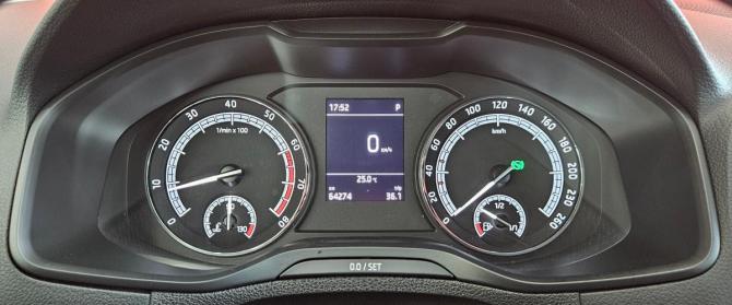Skoda Karoq I с пробегом 2021 года, цена 2 599 000 рублей, 64273 км, внедорожник, Автокод Объявления