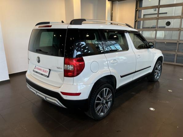 Skoda Yeti I Рестайлинг с пробегом 2016 года, цена 1 388 000 рублей, 181025 км, внедорожник, Автокод Объявления