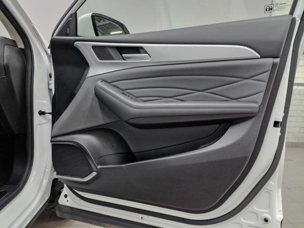 Haval F7x I Рестайлинг с пробегом 2023 года, цена 2 190 000 рублей, 24933 км, внедорожник, Автокод Объявления