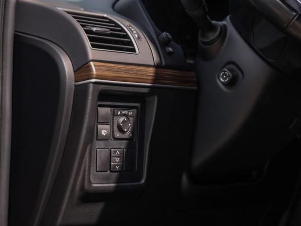Toyota Land Cruiser Prado 150 Series Рестайлинг 2 с пробегом 2018 года, цена 5 399 000 рублей, 118301 км, внедорожник, Автокод Объявления