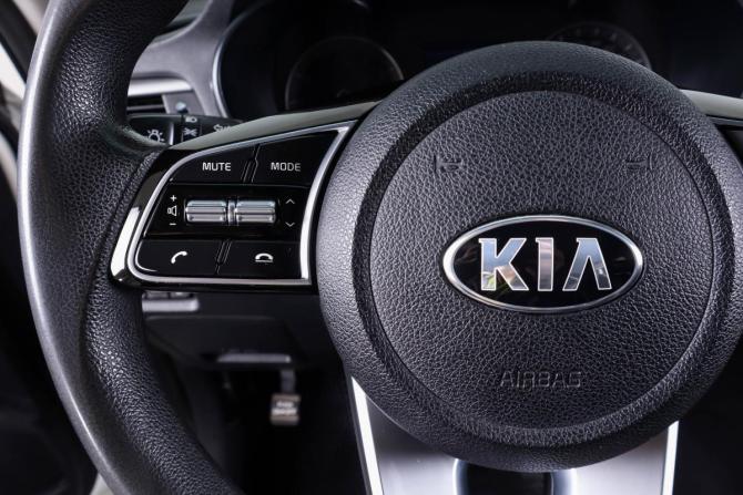 Kia K5 II с пробегом 2019 года, цена 2 299 000 рублей, 126000 км, седан, Автокод Объявления