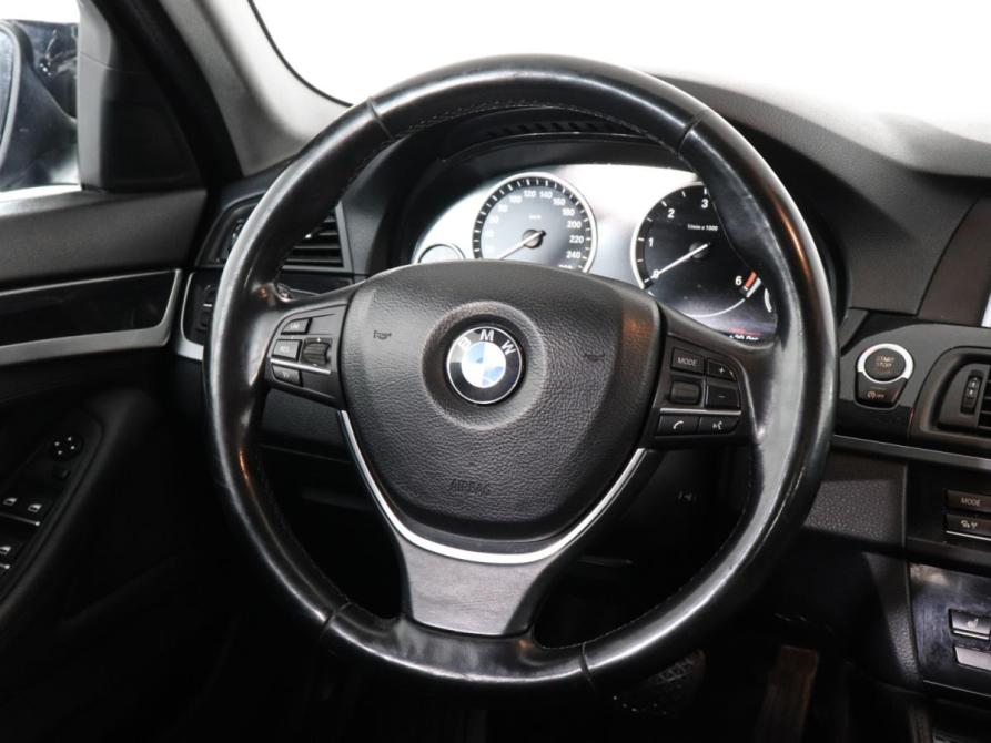 BMW 5 серии VI (F10/F11/F07) Рестайлинг Химки  - изображение 13