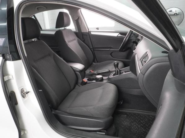 Volkswagen Jetta VI с пробегом 2012 года, цена 954 000 рублей, 210474 км, седан, Автокод Объявления