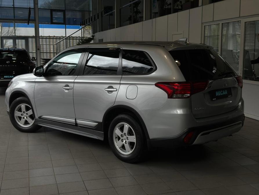 Mitsubishi Outlander III Рестайлинг 3 Санкт-Петербург  - изображение 35