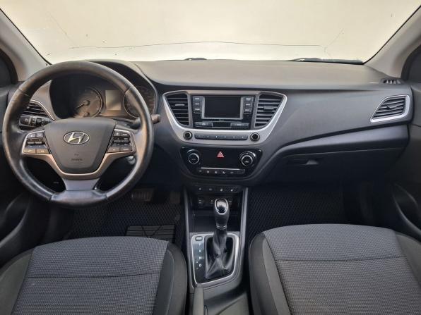 Hyundai Solaris I Рестайлинг с пробегом 2017 года, цена 975 000 рублей, 272459 км, седан, Автокод Объявления