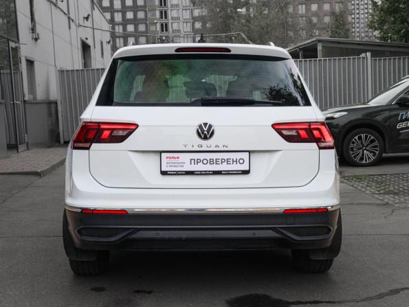 Volkswagen Tiguan II Рестайлинг с пробегом 2021 года, цена 2 600 000 рублей, 103000 км, внедорожник, Автокод Объявления