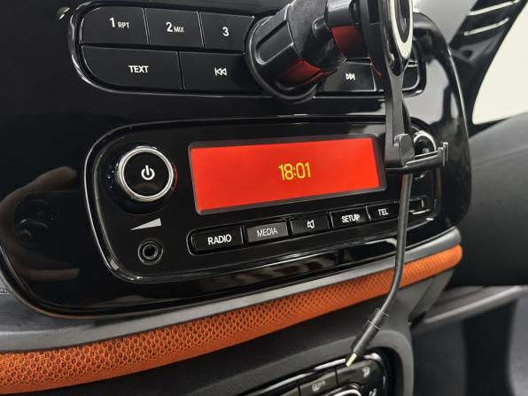 Smart Forfour II с пробегом 2017 года, цена 939 000 рублей, 86644 км, хэтчбек, Автокод Объявления
