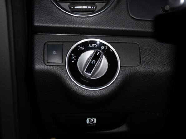 Mercedes-Benz C-Класс III (W204) Рестайлинг с пробегом 2012 года, цена 1 490 000 рублей, 111601 км, седан, Автокод Объявления