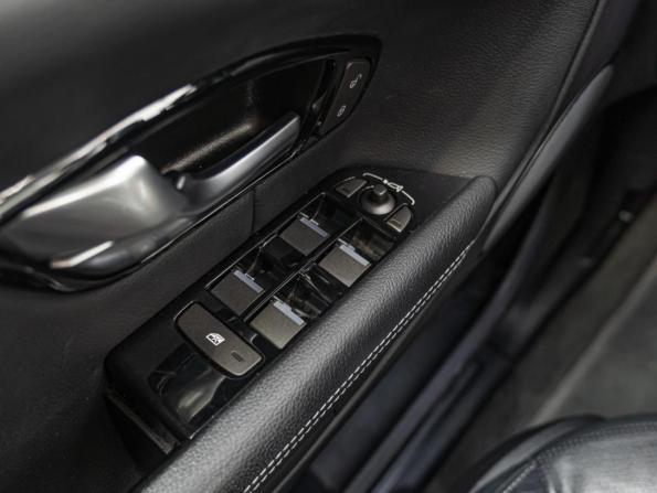 Land Rover Range Rover Evoque I Рестайлинг с пробегом 2017 года, цена 2 895 000 рублей, 89333 км, внедорожник, Автокод Объявления