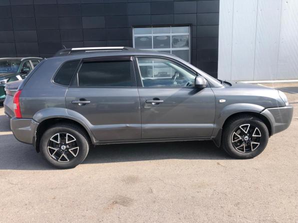 Hyundai Tucson I с пробегом 2008 года, цена 700 000 рублей, 243283 км, внедорожник, Автокод Объявления