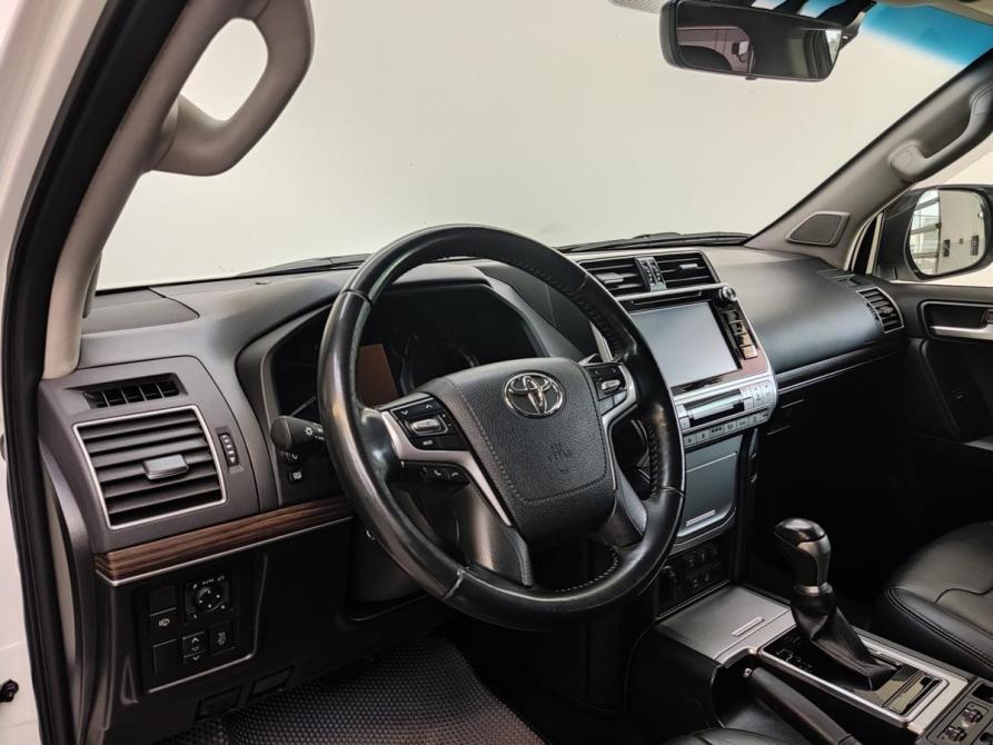 Toyota Land Cruiser Prado 150 Series Рестайлинг 2 Барнаул  - изображение 15