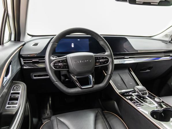 Omoda C5 I с пробегом 2023 года, цена 2 000 000 рублей, 35365 км, внедорожник, Автокод Объявления