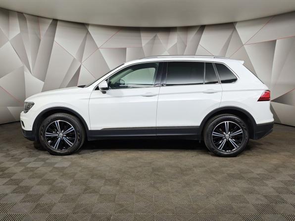 Volkswagen Tiguan II с пробегом 2017 года, цена 2 497 000 рублей, 141457 км, внедорожник, Автокод Объявления