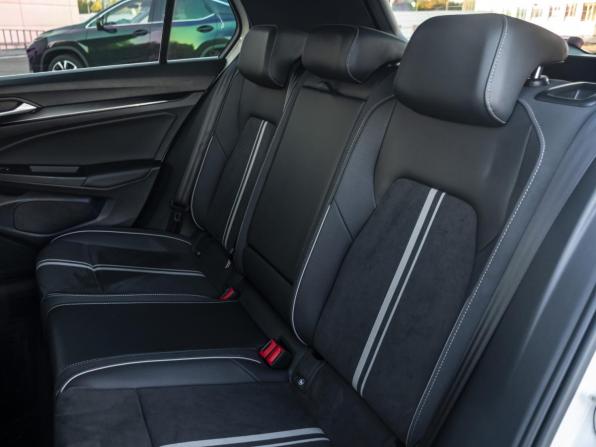Volkswagen Golf VIII с пробегом 2022 года, цена 3 188 000 рублей, 48000 км, хэтчбек, Автокод Объявления