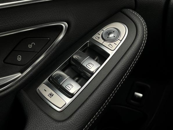 Mercedes-Benz C-Класс IV (W205) Рестайлинг с пробегом 2020 года, цена 3 298 500 рублей, 76157 км, седан, Автокод Объявления