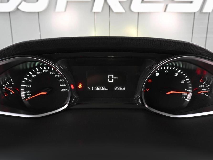 Peugeot 308 II Рестайлинг Ростов-на-Дону  - изображение 16