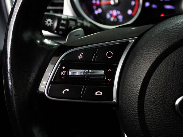 Kia Ceed III с пробегом 2019 года, цена 1 769 000 рублей, 73170 км, хэтчбек, Автокод Объявления