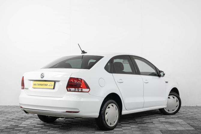 Volkswagen Polo V Рестайлинг с пробегом 2018 года, цена 1 289 000 рублей, 119000 км, седан, Автокод Объявления