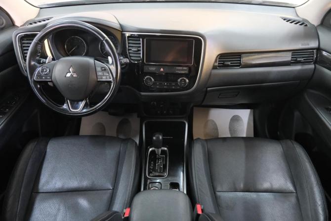 Mitsubishi Outlander III Рестайлинг 2 с пробегом 2018 года, цена 3 249 000 рублей, 111704 км, внедорожник, Автокод Объявления