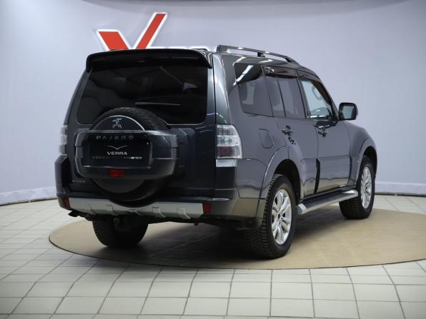 Mitsubishi Pajero IV Рестайлинг 1 с пробегом 2013 года, цена 1 930 000 рублей, 302360 км, внедорожник, Автокод Объявления
