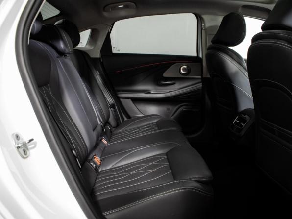 Chery Arrizo 8 с пробегом 2023 года, цена 2 375 000 рублей, 28149 км, седан, Автокод Объявления