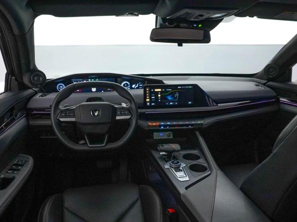 Changan UNI-V I с пробегом 2023 года, цена 2 297 444 рубля, 53573 км, лифтбек, Автокод Объявления