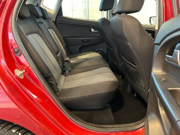Kia Venga I с пробегом 2011 года, цена 745 000 рублей, 100771 км, минивэн, Автокод Объявления