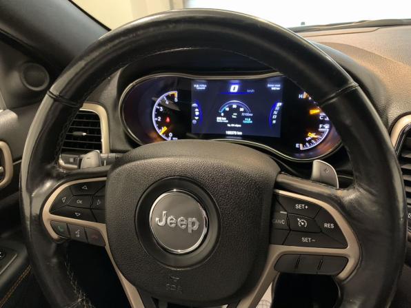 Jeep Grand Cherokee IV (WK2) Рестайлинг с пробегом 2013 года, цена 1 799 000 рублей, 185379 км, внедорожник, Автокод Объявления