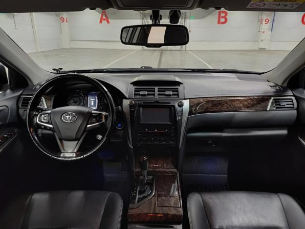 Toyota Camry VII (XV50) Рестайлинг с пробегом 2015 года, цена 2 099 000 рублей, 139105 км, седан, Автокод Объявления