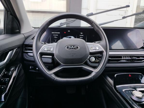 JAC JS6 с пробегом 2023 года, цена 1 800 000 рублей, 25049 км, внедорожник, Автокод Объявления