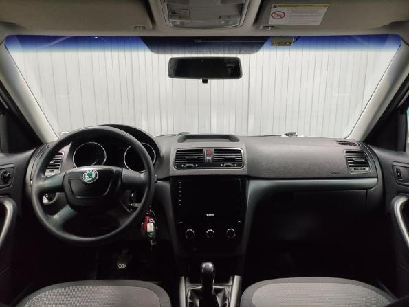 Skoda Yeti I с пробегом 2012 года, цена 750 000 рублей, 134282 км, внедорожник, Автокод Объявления