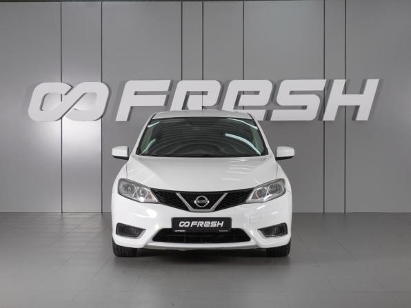 Nissan Tiida II с пробегом 2015 года, цена 1 098 000 рублей, 185117 км, хэтчбек, Автокод Объявления