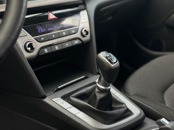 Hyundai Elantra VI (AD) с пробегом 2016 года, цена 1 189 000 рублей, 159800 км, седан, Автокод Объявления