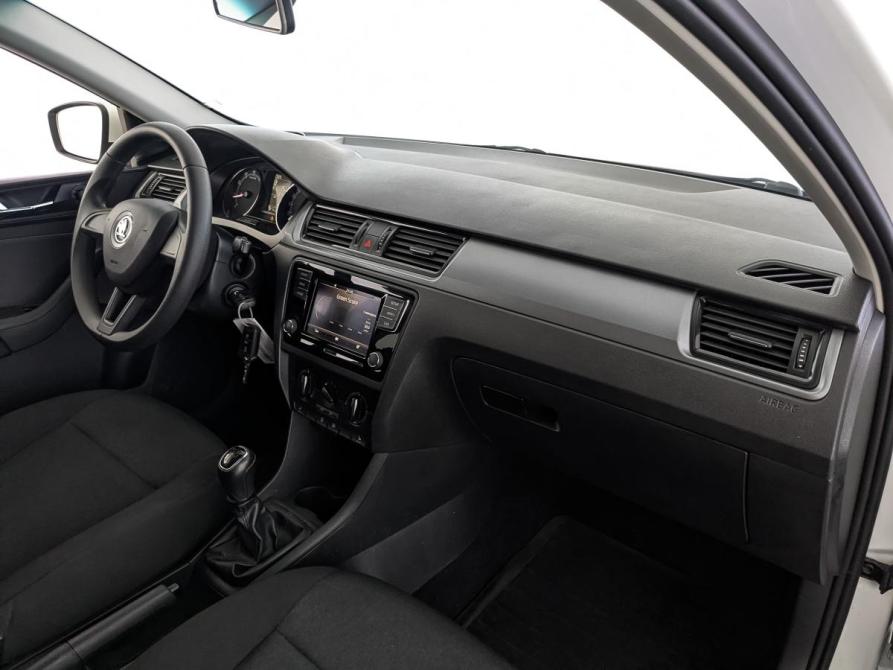 Skoda Rapid I Рестайлинг Москва  - изображение 11