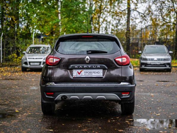 Renault Kaptur I с пробегом 2017 года, цена 1 050 000 рублей, 156051 км, внедорожник, Автокод Объявления