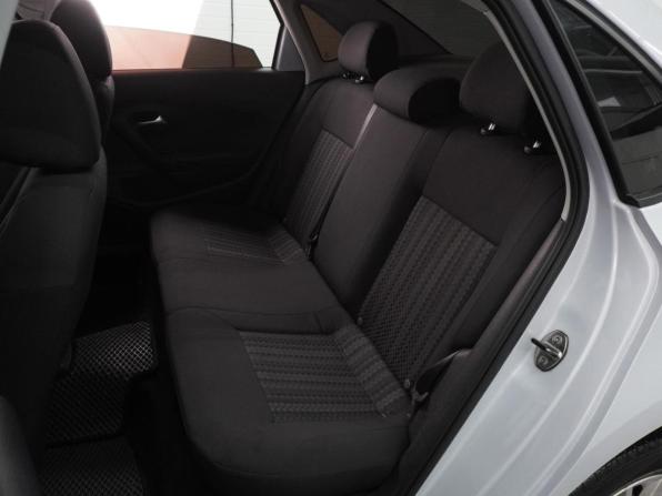 Volkswagen Polo V Рестайлинг с пробегом 2019 года, цена 1 166 000 рублей, 82388 км, седан, Автокод Объявления